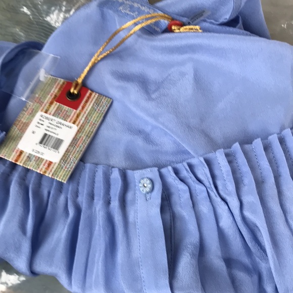 100%silk Robert Graham NWT size M blouse in Periwinkle Blue - Picture 6 of 8